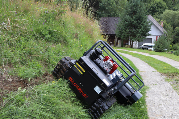 Die Gummiraupen sind nicht nur langlebig, sondern auch besonders wartungsfreundlich, was für eine hohe Einsatzbereitschaft und minimale Stillstandzeiten sorgt.